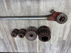 RIDGID 00-R OO-R Ratchet Pipe Threader Set 1.2-3/4, 1 1/2 1/2 3/8 1-3/4 , 5 Dies