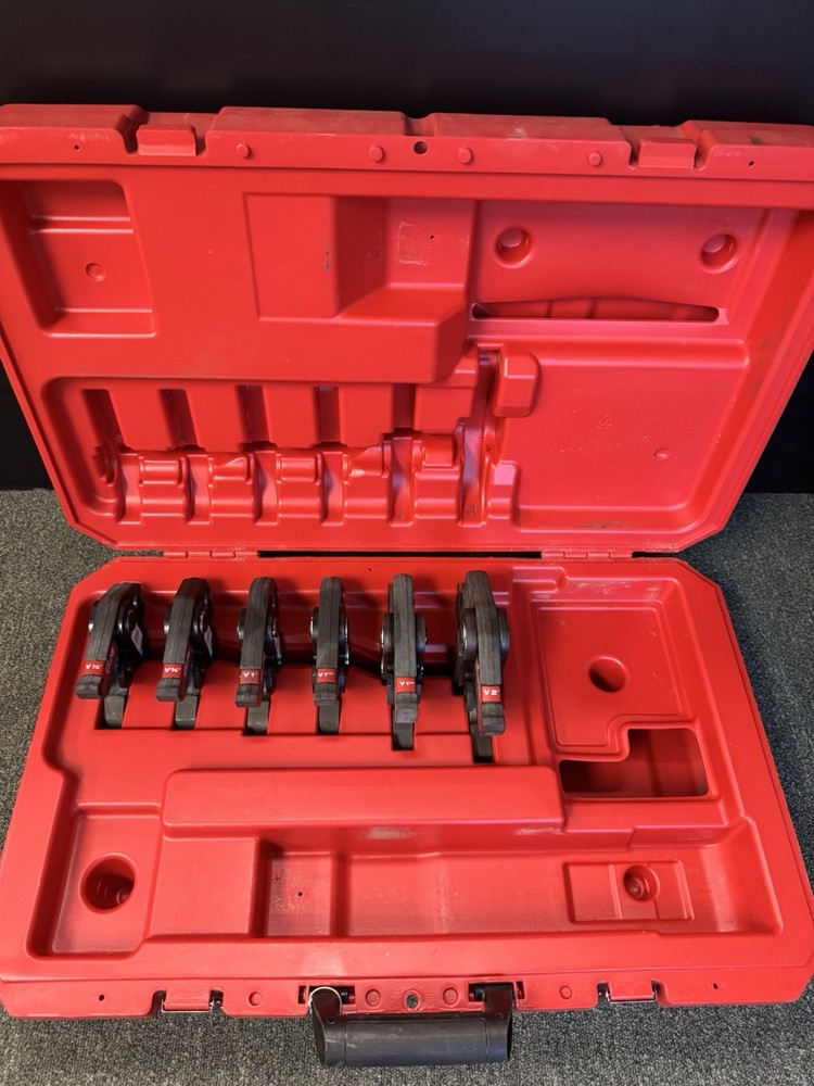 Milwaukee M18 FORCE LOGIC Press Jaw Set 1/2&rdquo;-2&rdquo; Copper Crimp Jaws w/ Case