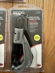 2 RIDGID QUICK ACTING TUBE CUTTER 31632 & 1 CONSTANT SWING CUTTER 31622