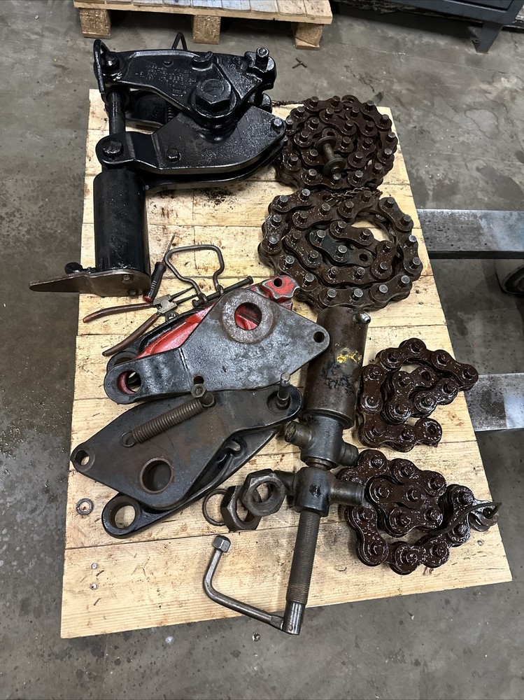 Lot 2 Wheeler Rex 3890 Hydraulic Chain Pipe Cutter Extra Chain (1 Works 1 Parts