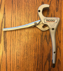 Ridgid PC-1375 (35mm) Plastic Tubing/Pipe Cutter Pre-Owned