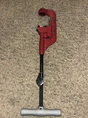 Reed Tool &ndash; 44288 2 &ndash; 4 1/2-Inch to 2-Inch 4-Wheel Heavy Duty Pipe Cutter