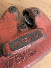 RIDGID No. 1-2 Heavy Duty Pipe Cutter Tool 1/8 To 1 1/4 Trademark Ridge Tool Co