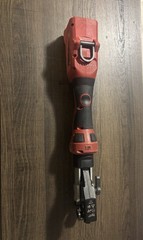 Milwaukee M18 6TLinear Utility Crimper 2978-20