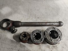 RIDGID 00-R Ratchet Pipe Threader Set With 3 Dies 1/8&Prime;, 3/4&Prime; & 1&Prime; Free Shipping