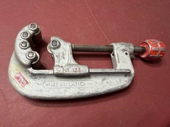 RIDGID USA TOOLS NO. 133 PIPE CUTTER, 1-1/2&Prime; TO 4&rdquo; Pipe