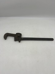 Vintage Heavy Duty Steel Offset Adjustable Pipe Wrench Monkey Plumber 16&Prime; &ndash; 19&Prime;