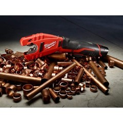M12 12V Lithium-Ion Cordless Copper Tubing Cutter Kit with 1.5 Ah Battery, Charg