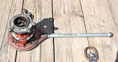 Ridgid No 65-R Pipe Threader 1&rdquo; To 2&rdquo; with 18&Prime; Handle