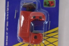 Regal Mini Tubing Cutter Tool 39827 Clamp Cuts Through 1/8&Prime; To 5/8&Prime; Tubing