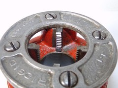 RIDGID 00-R Pipe Threading Die Head Set, 1&Prime; & 3/4&Prime;