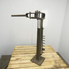 Lockdown Securities 2516-H Manual Metal Pipe Bender 5/16&Prime; x 2&Prime; flat, 5/8&Prime; Solid