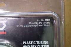 RIGID Cat. No. 23493 Model No. PC-1375 ML Plastic Pipe Cutter (1/8&Prime;OD-1 3/8&Prime;OD)
