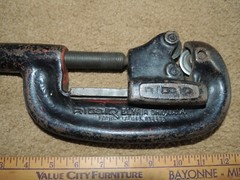 RIDGID No. 2A N0.1-2 Heavy Duty Pipe Cutter 3-Wheel 1/2&Prime; &ndash; 2&Prime; ELYRIA OHIO USA