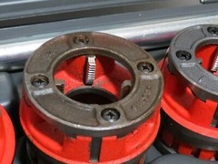 RIDGID 36475 RATCHET THREADER SET 1/2&Prime; TO 2&Prime; ONE DIE USED