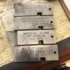 Ridgid 50965 1-2 Universal Pipe Beveling Die Set 45 Degree