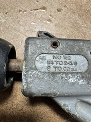 RIDGID No. 152 Screw Feed Pipe Cutter 1/4 in to 2-5/8 in Tool