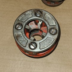 Free Ship Option READ RIDGID Pipe Threading Ratchet Head Handle 4 Dies 1&Prime; &frac34;&rdquo; &frac12;&rdquo;