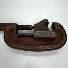 Lot of 3 Ridgid Heavy Duty Pipe Cutter 1/8in to 2in Models 1ea No2A 2ea No 202