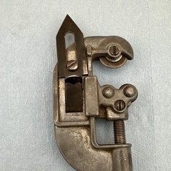 Vintage Craftsman Underline Logo Pipe Tubing Cutter with Rollers No 9-5533 USA