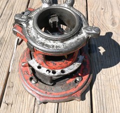 Ridgid No 65-R Pipe Threader 1&rdquo; To 2&rdquo; with 18&Prime; Handle