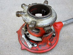 Ridgid Tools No. 65R-TC Manual Receding Pipe Threader & Handle 36570 USA