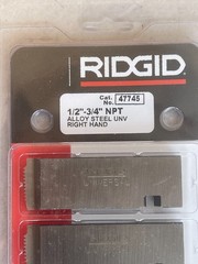 RIDGID 47745 1/2&Prime; To 3/4&Prime; NPT Alloy Steel UNV Right Hand Universal Pipe Dies New