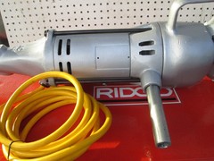 RIDGID 700 T2 PIPE THREADER w NPSM insets 12R heads and dies Set EXC. TOOL