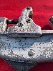 RIDGID No. 20 &ndash; 5/8 inch to 2-1/8 inches Pipe Cutter