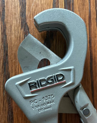 Ridgid PC-1375 (35mm) Plastic Tubing/Pipe Cutter Pre-Owned