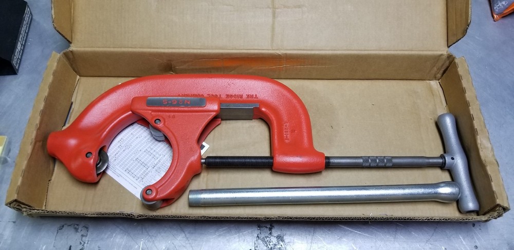 Ridge Tool Company 32850 RIDGID 32850 6s Heavy Duty Pipe Cutter