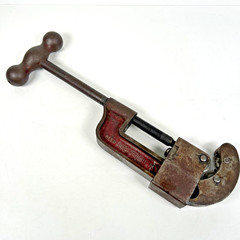 Vintage Reed Mfg. No 2W 3-Wheel Pipe Cutter Pat. 2005163 USA Heavy Duty Tool
