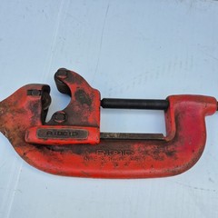 RIDGID USA No. 4-S HEAVY DUTY 2&Prime; &ndash; 4&Prime; Metal Pipe Cutter Cutting Plumber Tool