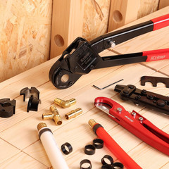 Icrimp Angle Head PEX Crimping Tool Kit for 3/8,1/2,3/4,1-Inch with Copper Ring