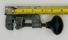 Parker Tube Pipe Cutter 1/8&Prime; to 1&Prime; OD The Parker Appliance Co Model 216
