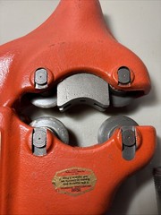 Ridgid 44-S Four Wheel Pipe Cutter 2 1/2&Prime; to 4&Prime; Made in USA Excellent Condition