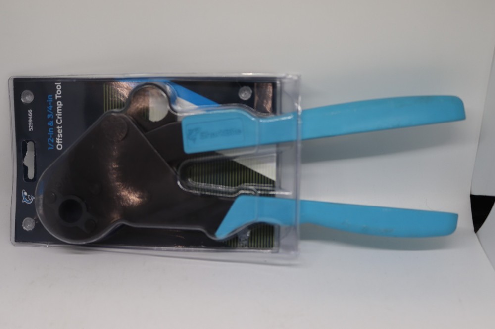 Brand New SharkBite 5259466 1/2-in & 3/4-in Offset Crimp Tool