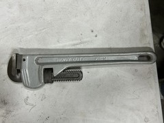 ALUMINUM PIPE WRENCH 14&Prime; (ALUMINUM HANDLE, STEEL JAWS) straight pipe wrench