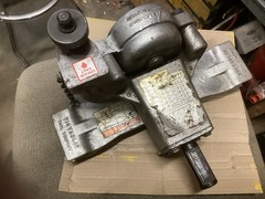 VICTAULIC MODEL VE226M ROLL GROOVER FOR 2&Prime; &ndash; 6&Prime; METAL PIPE RIDGID 300 SCH 10 /40