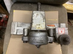 VICTAULIC MODEL VE226M ROLL GROOVER FOR 2&Prime; &ndash; 6&Prime; METAL PIPE RIDGID 300 SCH 10 /40