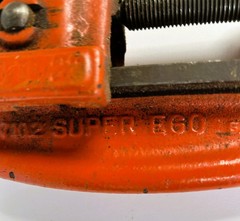 Super Ego Heavy Pipe Cutter 710-2 1/8&Prime; to 2&Prime; Capacity