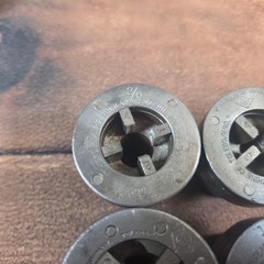 Toledo Pipe Threader Tool Set 5 Dies 1/8-3/4 Grey Good Vintage Ratchet Handle