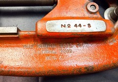 RIDGID 44-S 32880 Heavy Duty 4-Wheel 2-1/2&Prime; &ndash; 4&Prime; Pipe Cutter USA