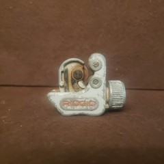 Ridgid Model 118 Pipe Tubing Cutter 1/4&Prime;-1 1/8&Prime; (6-28mm)