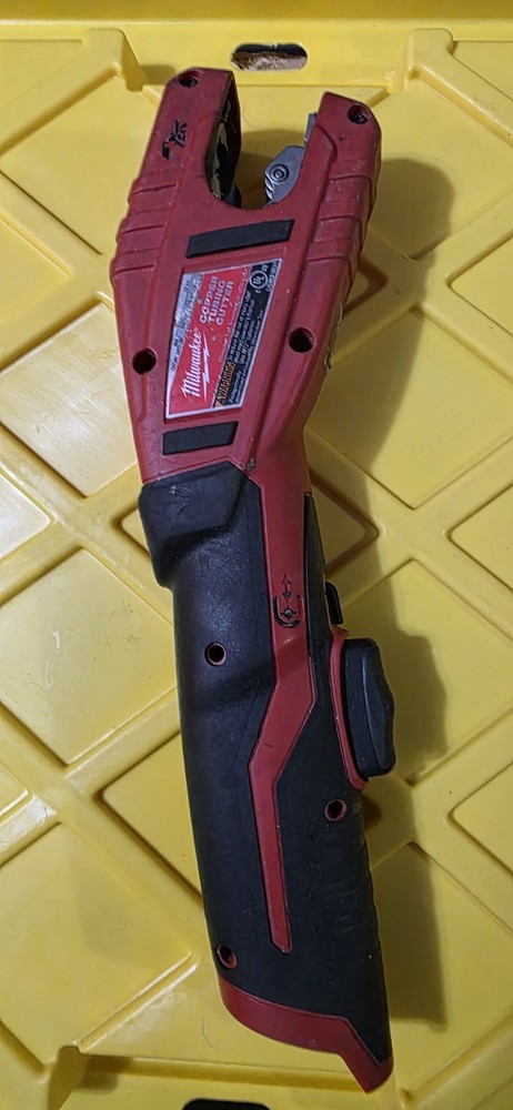 Milwaukee 2471-20 M12 Cordless Copper Tubing Cutter (Tool Only)