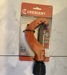Crescent CMPC218 Medium Tube Cutter 1/8 in to 2 1/8 in Built-In Reamer