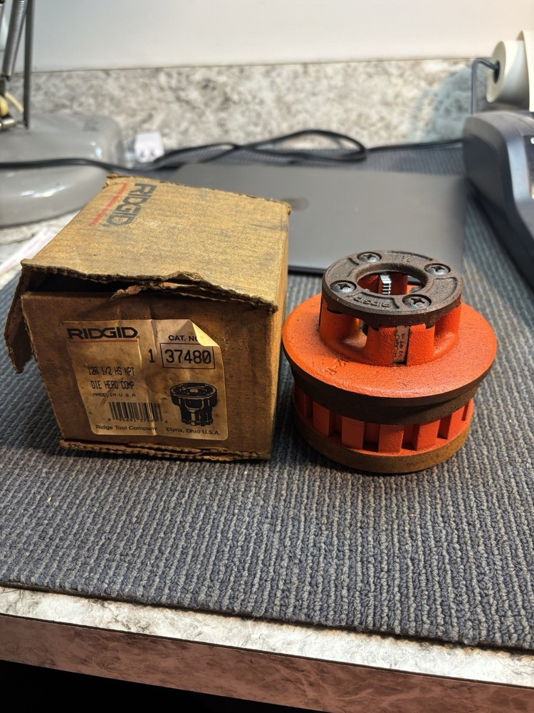 RIDGID 12-R HS-NPT-1/2 (37480) 1/2&Prime; Threader Die Head, HS RH, NPT