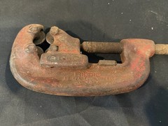 USED RIDGID No. 42A 4 Wheel PIPE CUTTER 1/2&Prime; TO 2&Prime;