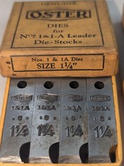 Vintage 2 Genuine OSTER Dies for Nos.1&1A Leader ~ Size , 2&Prime;,,,,1-1/4&Prime;