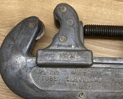 Superior No. 3 Pipe Cutter 5/8&rdquo; to 2-1/8&rdquo; Tube & Pipe Cutter Made in USA